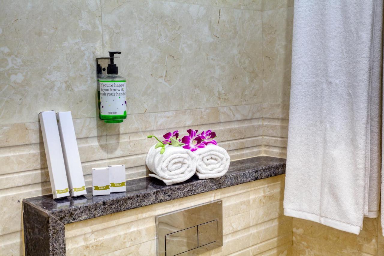 Sm Royal Stay Hotel - Near Bangalore International Airport Devanahalli Esterno foto