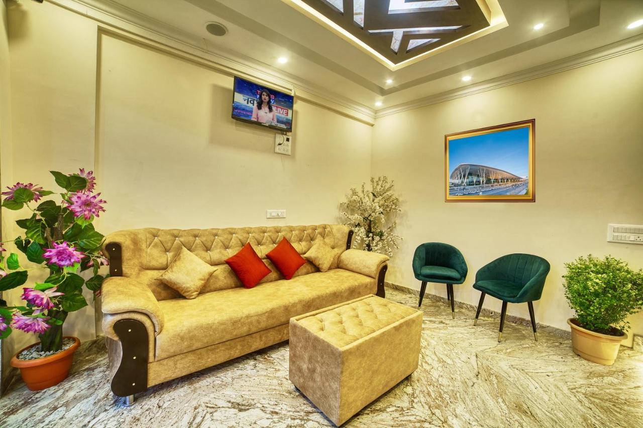 Sm Royal Stay Hotel - Near Bangalore International Airport Devanahalli Esterno foto