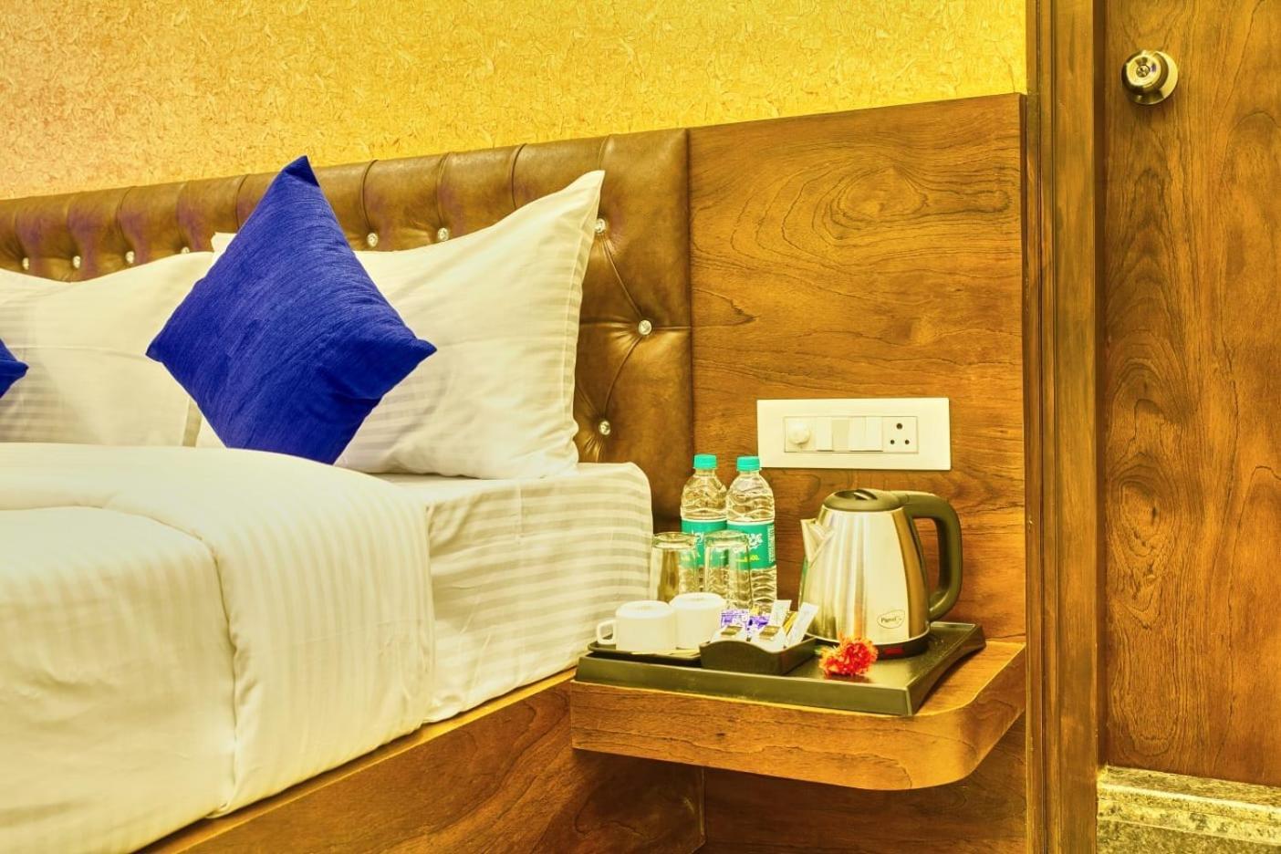 Sm Royal Stay Hotel - Near Bangalore International Airport Devanahalli Esterno foto